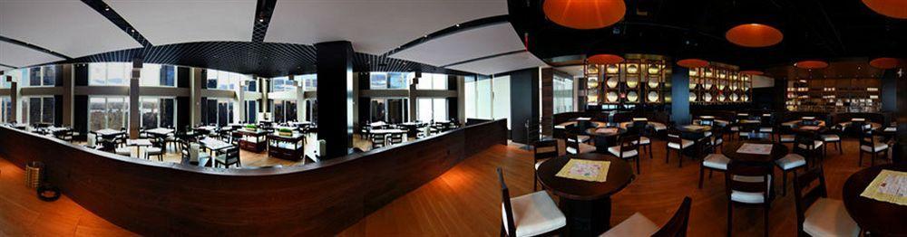 Cosmopolitan Hotel Ho Chi Minh Zewnętrze zdjęcie
