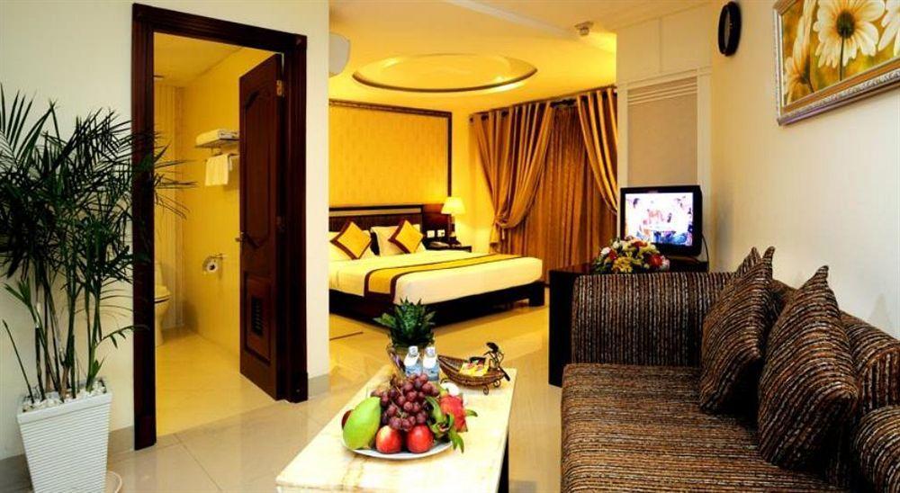 Cosmopolitan Hotel Ho Chi Minh Zewnętrze zdjęcie