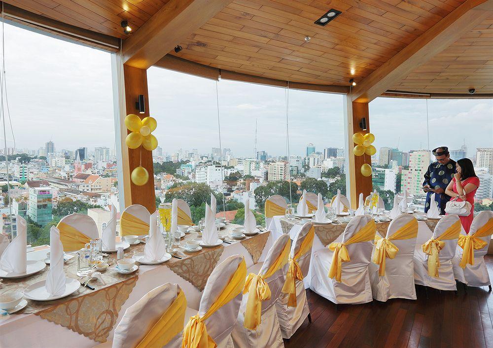 Cosmopolitan Hotel Ho Chi Minh Zewnętrze zdjęcie