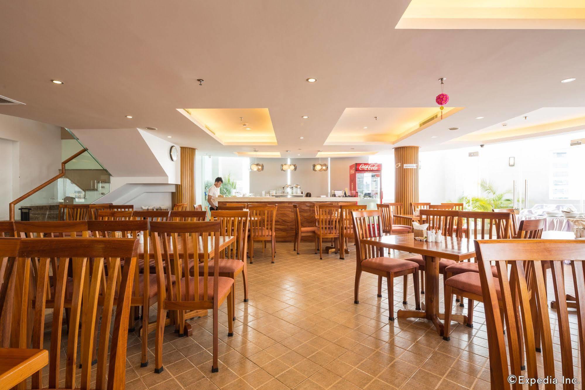 Cosmopolitan Hotel Ho Chi Minh Zewnętrze zdjęcie