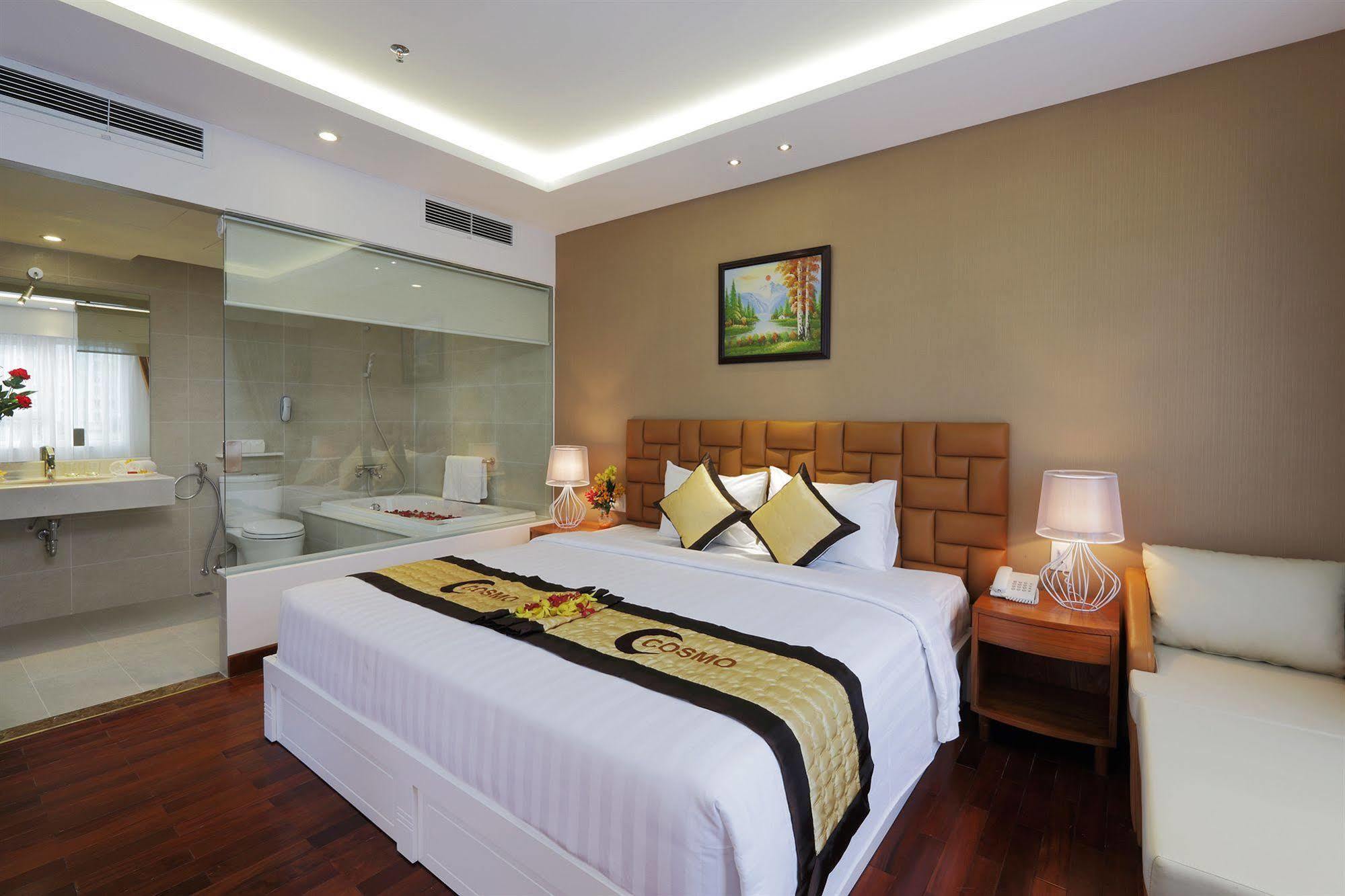 Cosmopolitan Hotel Ho Chi Minh Zewnętrze zdjęcie