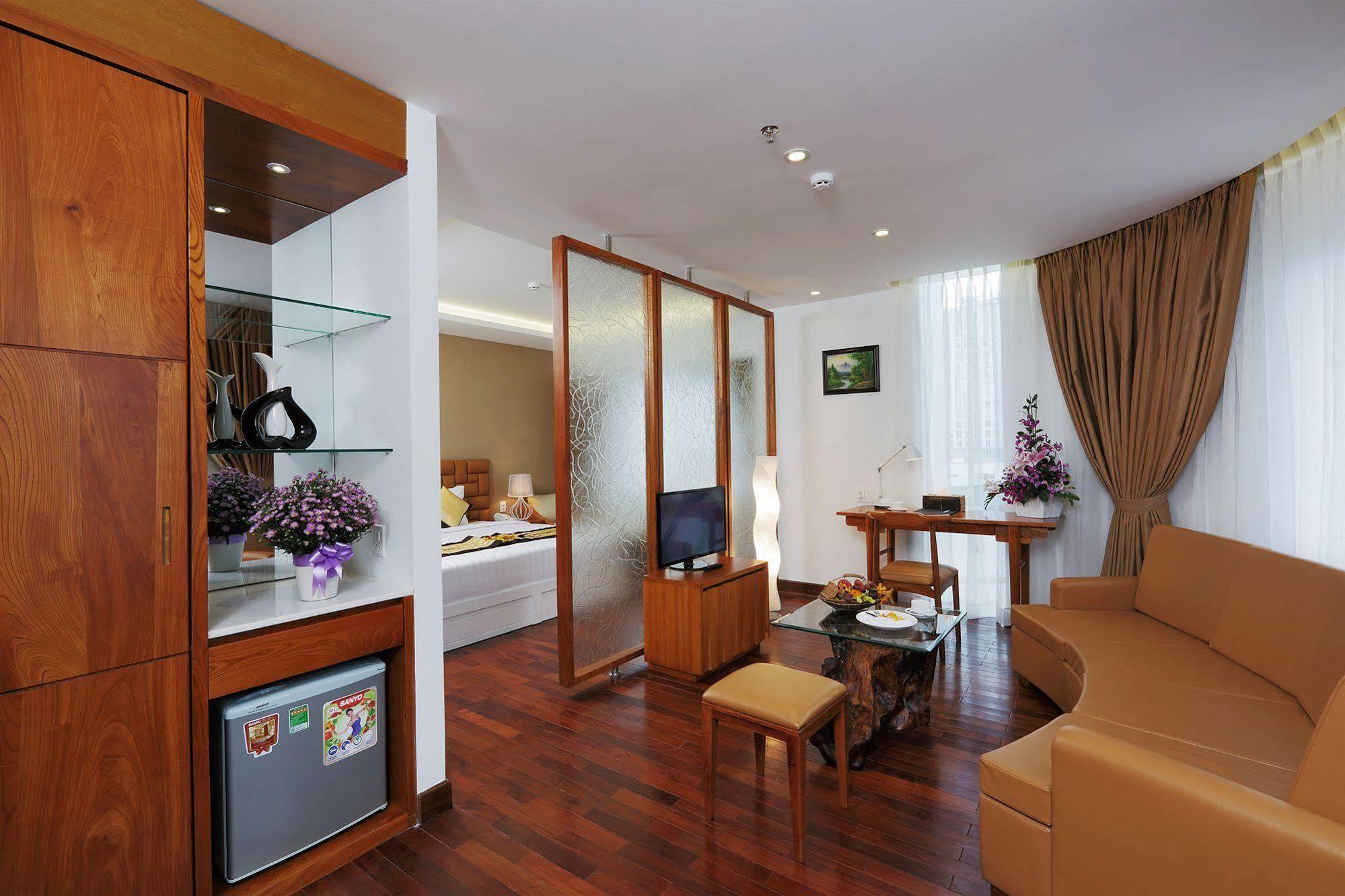 Cosmopolitan Hotel Ho Chi Minh Zewnętrze zdjęcie