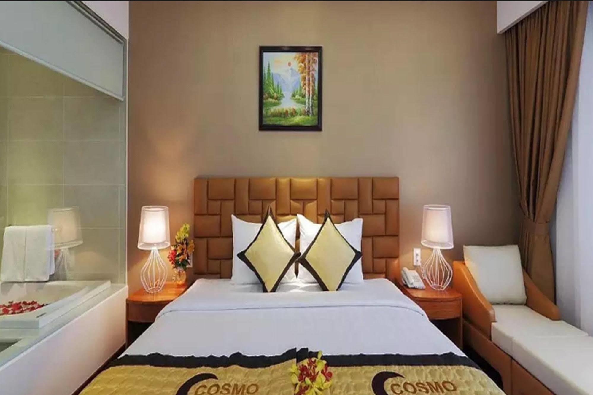 Cosmopolitan Hotel Ho Chi Minh Zewnętrze zdjęcie