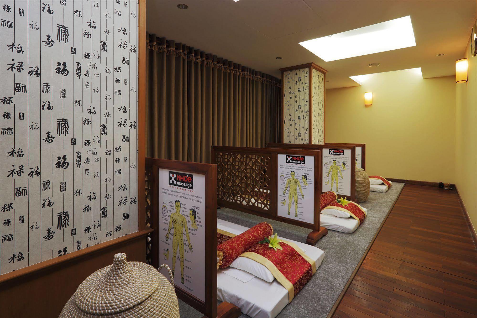 Cosmopolitan Hotel Ho Chi Minh Zewnętrze zdjęcie
