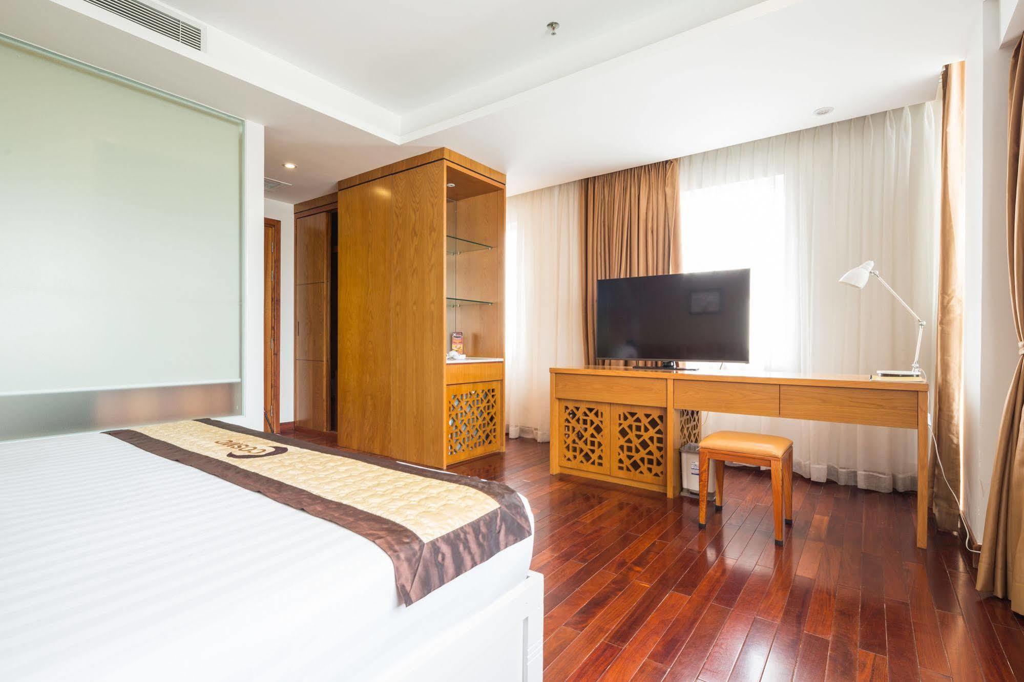 Cosmopolitan Hotel Ho Chi Minh Zewnętrze zdjęcie
