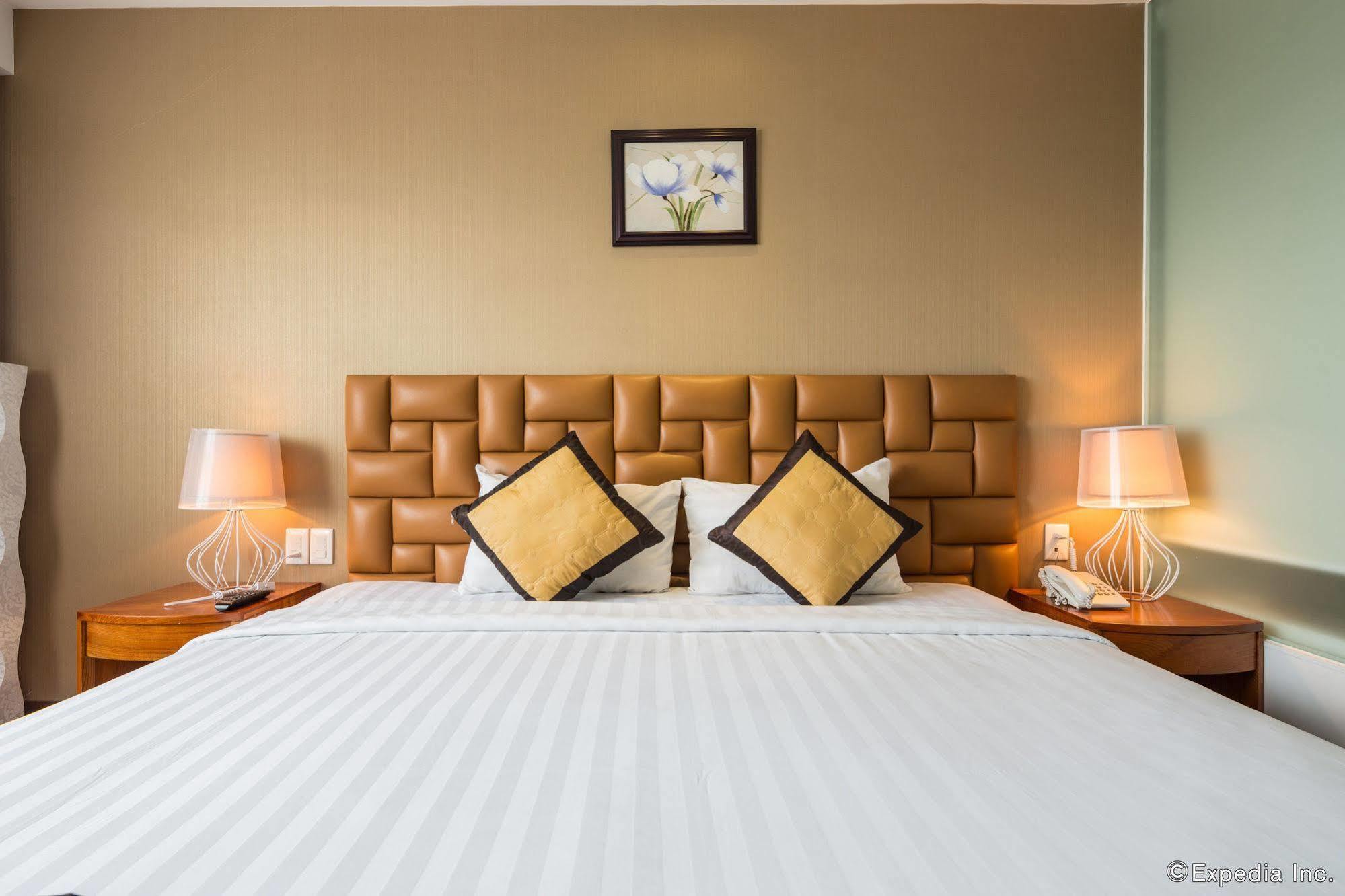 Cosmopolitan Hotel Ho Chi Minh Zewnętrze zdjęcie