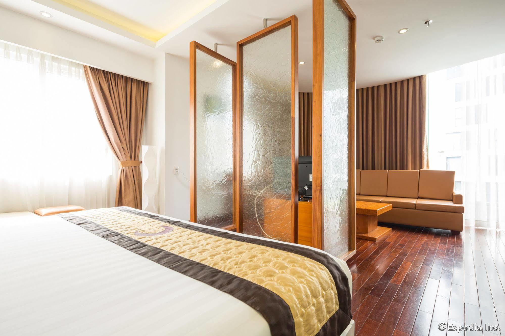 Cosmopolitan Hotel Ho Chi Minh Zewnętrze zdjęcie